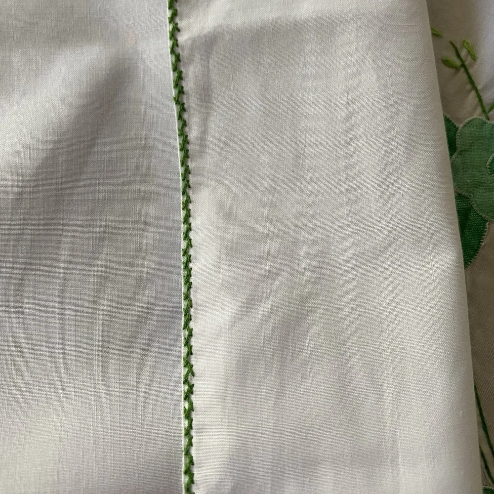 Vintage 70s Hand Sewn Embroidered Applique Floral Tablecloth 70x88